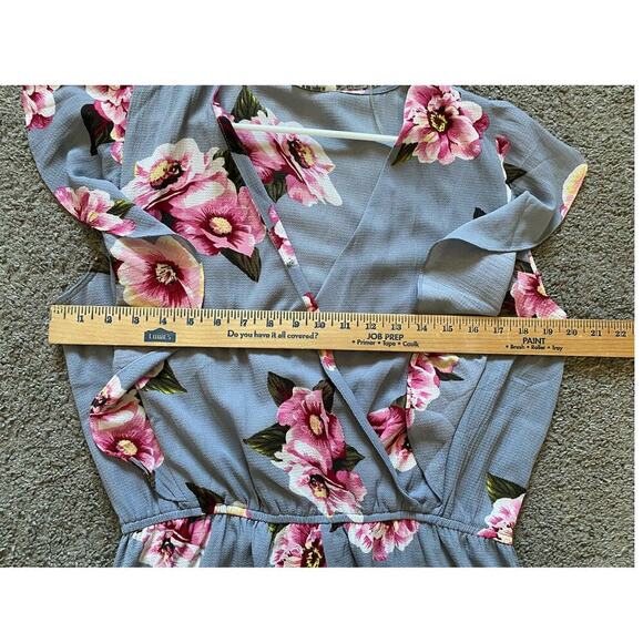 Umgee Women's Large Floral V-Neck Romper - Picture 5 of 10